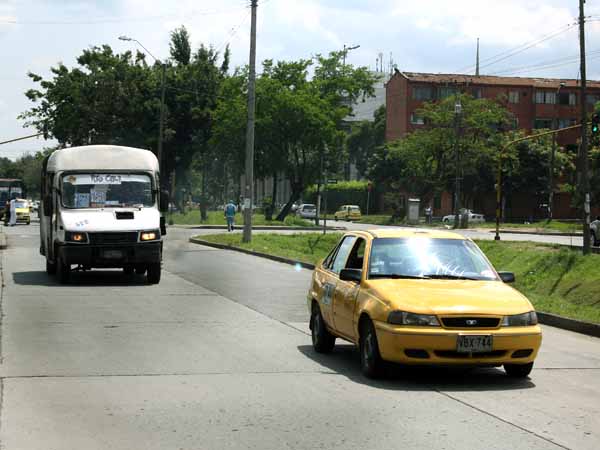 24 rutas de buses que transitan por la Pasoancho ser�n modificadas