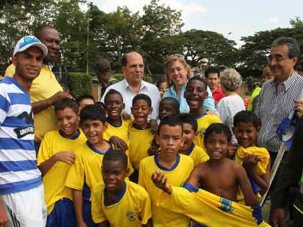 A punto de iniciar, programa de promoci�n deportiva en barrios cale�os