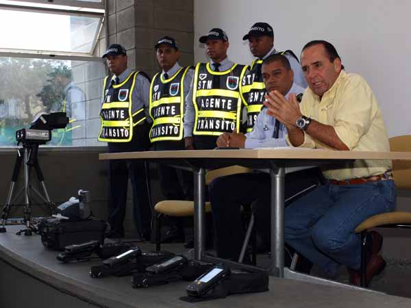 Grupo operativo para el control de motociclistas en Cali: m�s medidas y guardas reforzar�n labores en las v�as