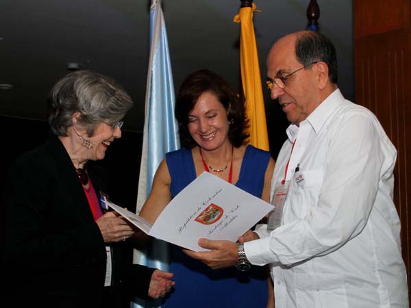 La Alcald�a de Cali rinde tributo a los 50 a�os del Cideim