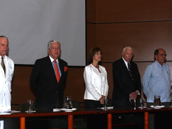 Homenaje a �lvaro Garc�s, en el centenario de su nacimiento