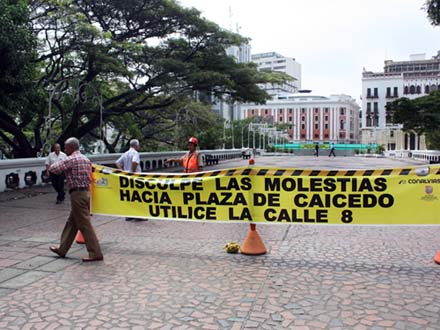 Empiezan trabajos en parte final del hundimiento de la Avenida Colombia
