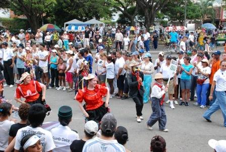 Cali buscar� romper el R�cord Guinness, bailando cumbia