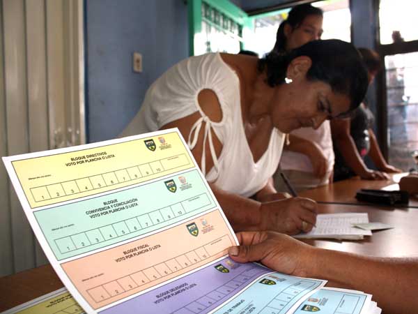 Cale�os ya cuentan con nuevos l�deres de 480 Juntas de Acci�n Comunal