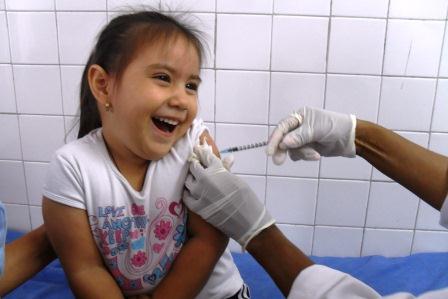 En Cali siguen vacunando hasta agotar todas las dosis: un pinchazo puede salvar tu vida