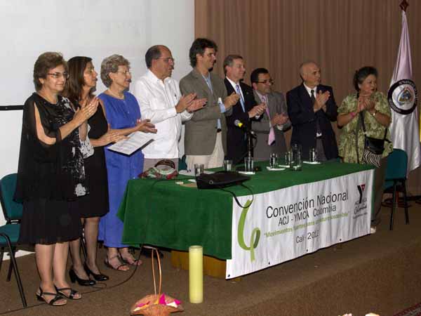 Alcalde dio la bienvenida a delegaci�n de la Asociaci�n Cristiana de J�venes