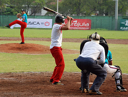 Cali vive la fiesta del b�isbol