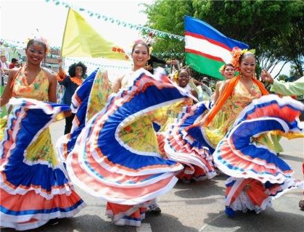 Quedan tres d�as para presentar los dise�os del afiche de la Feria de Cali
