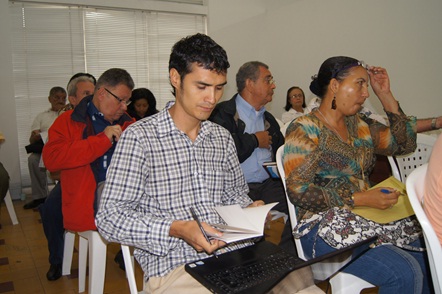 �Hablando se entiende la gente�: l�deres de JAL en foro de Metrocali