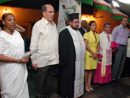 Representantes de 12 religiones oraron por Cali en su aniversario