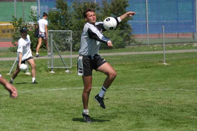 El fistball empieza a vivirse en Cali