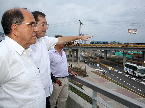 M�s movilidad por paso semideprimido de la carrera 8 con calle 70