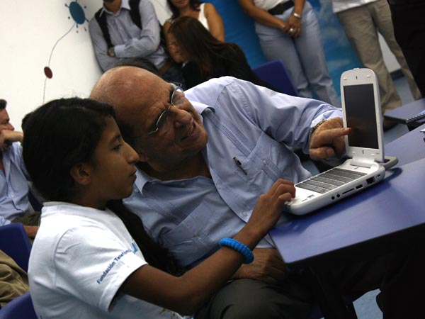 2.500 ni�os estrenan un aula digital, gracias a la Alcald�a y a la Fundaci�n Telef�nica