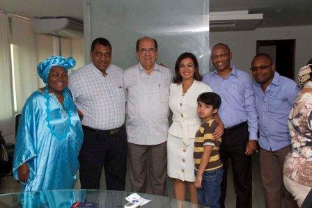 La alcaldesa encargada, con apoyo de sectores de la comunidad afrodescendiente
