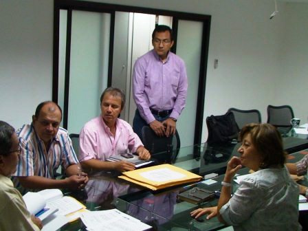 Culmin� recepci�n de propuestas para la licitaci�n p�blica de adquisici�n de veh�culos en la Secretar�a de Tr�nsito