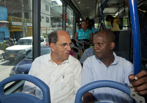 Metrocali contin�a movilizando a los cale�os