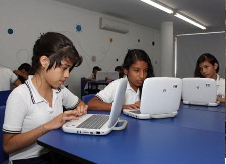 150.000 estudiantes se beneficiar�n con �Educaci�n Digital para Todos�