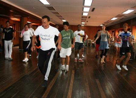 Clases de salsa gratis para la poblaci�n, en el Centro Cultural de Cali