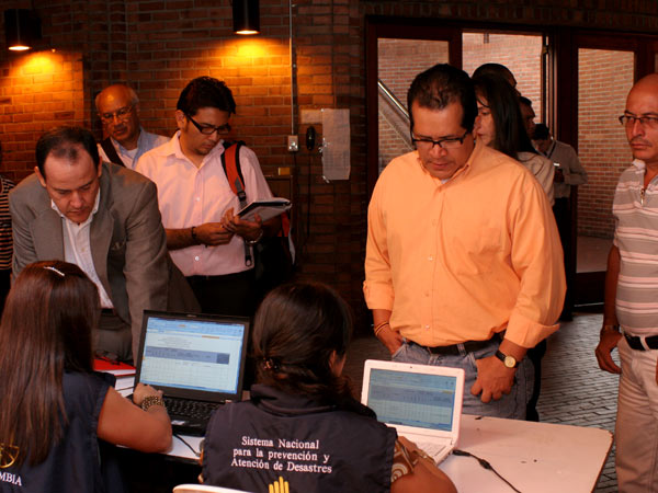 Empresarios, colegios, organismos comunitarios y estamentos p�blicos, a inscribirse al simulacro nacional de un sismo