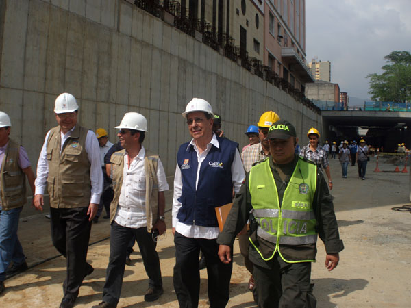 Avanzan las obras del t�nel de la Avenida Colombia: ya est� cubierto entre las clls. 6 y 11