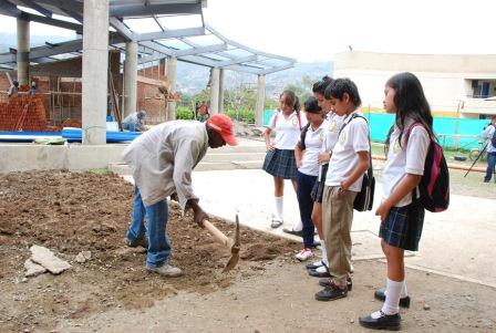 Obras en instituciones educativas por m�s de $ 8.000 millones