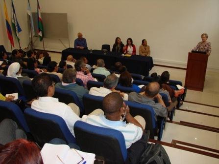 La Alcald�a y empresarios buscan que rectores sean l�deres