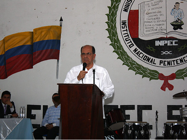 La Alcald�a y el Concejo entregan unidad de sanidad a la c�rcel de Villahermosa