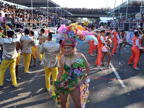 La Alcald�a de Cali y patrocinadores de la Feria, obsequiar�n el 84 % de las boletas de grader�as