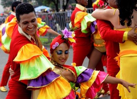 Con Cali Pachanguero, gran apertura de la Feria: los cale�os celebran a ritmo de salsa