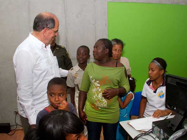 �Educaci�n con calidad en la instituci�n educativa Isa�as Duarte Cancino�