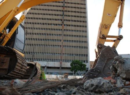 El Alcalde y el Fiscal General analizaron el futuro de la sede de la Fiscal�a en el centro cale�o