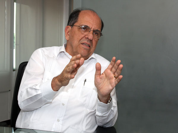 El Alcalde presentar� una propuesta a la Naci�n para lograr la devoluci�n de Emcali