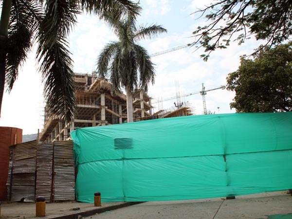 Alcald�a har� seguimiento a la reconstrucci�n de un muro de contenci�n en cl�nica del sur de Cali