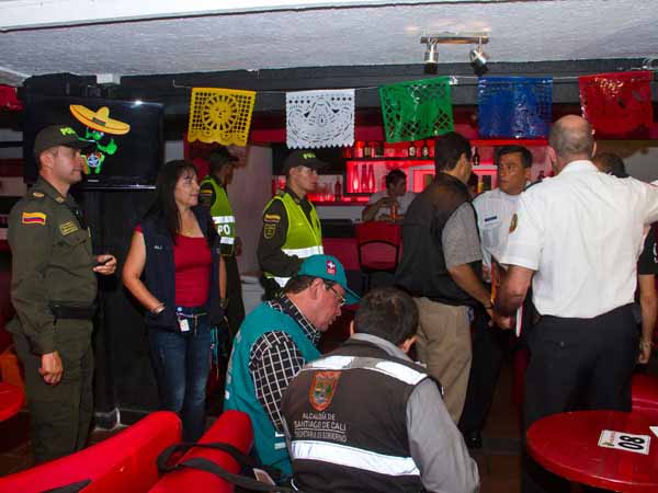 Autoridades realizaron operativos de control en discotecas