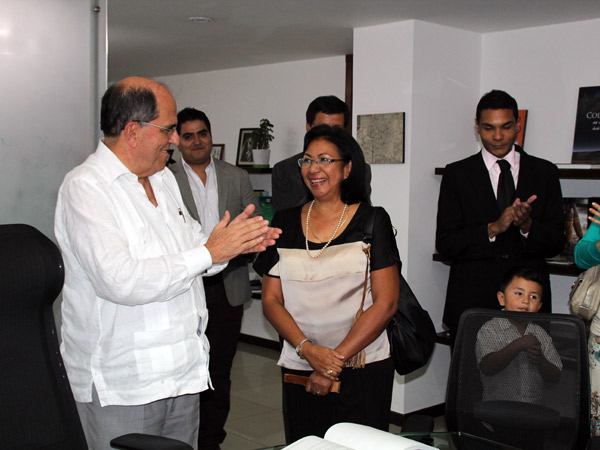 El Alcalde posesion� a la nueva secretaria de Vivienda de Cali