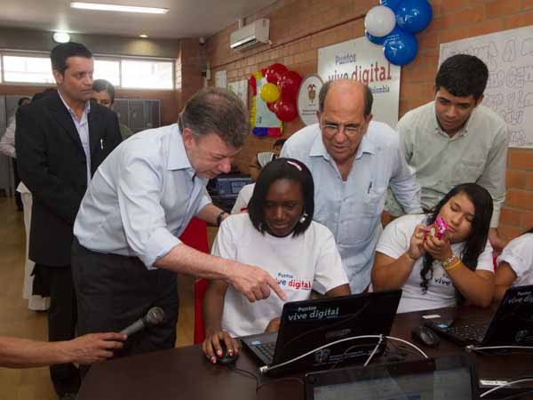 El Tecnocentro Somos Pac�fico da ritmo a las oportunidades culturales
