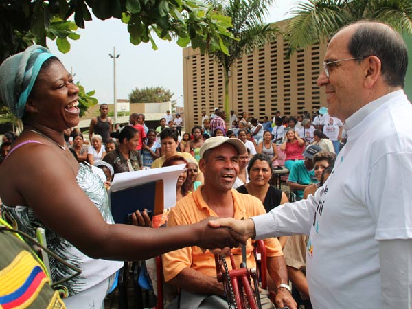 La Alcald�a cumple compromisos acordados en el pasado consejo comunitario de la Comuna 21