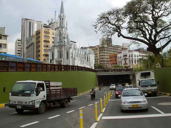 El t�nel de la Av. Colombia operar� por 30 d�as de 5:00 a.m. a 10:00 p.m.