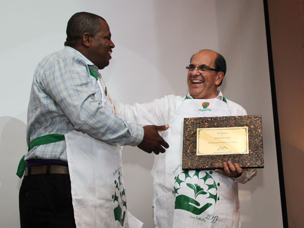 Valle en Paz rindi� emotivo homenaje al Alcalde de Cali