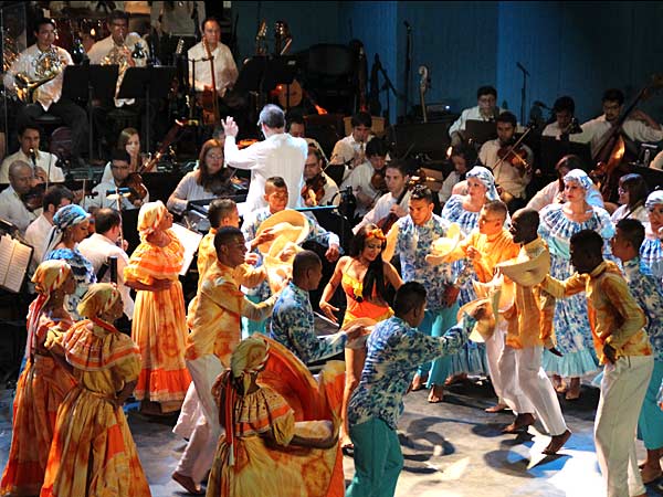 Bienal Internacional de Danza de Cali   le cumpli� a Colombia y al mundo