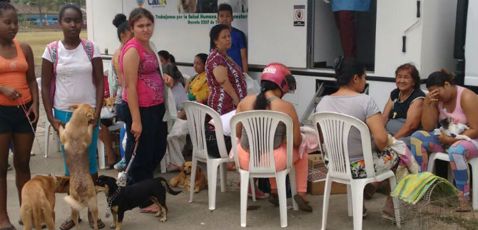Efect�an jornada integral de entornos saludables en la comuna 15