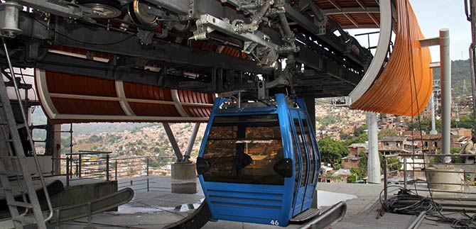 Administraci�n busca m�s opciones de desarrollo en la ladera, con llegada del Mio Cable