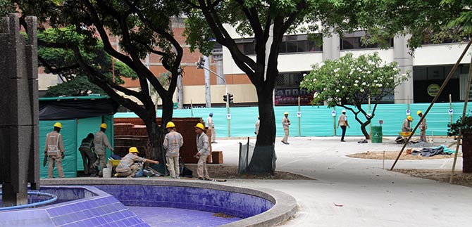 En dos meses estar� lista la plazoleta del Correo; se reiniciaron trabajos
