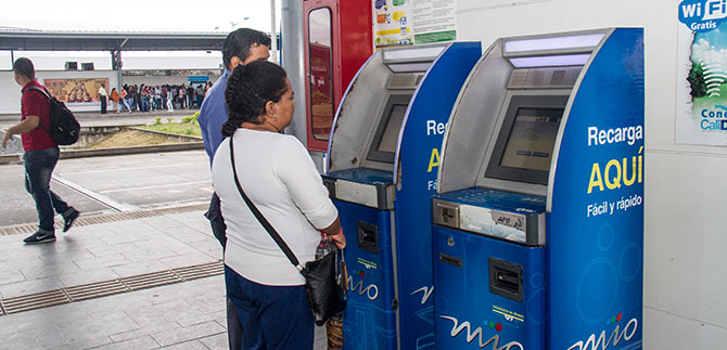 La ciudad cuenta con nuevos puntos externos de venta y recarga de tarjeta MIO