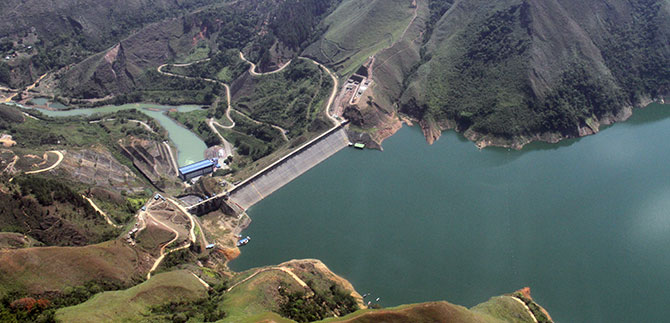 Monitoreo de r�os y cuencas contin�an en Cali