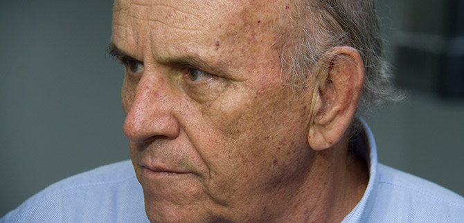 Vamos a sacar el MIO adelante; Armitage