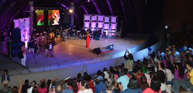 Las mujeres cale�as le cantar�n a la paz desde Los Cristales