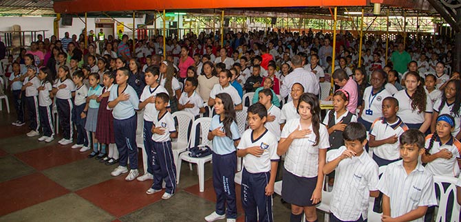 DARE,  Una c�tedra para mejorar la vida de los estudiantes