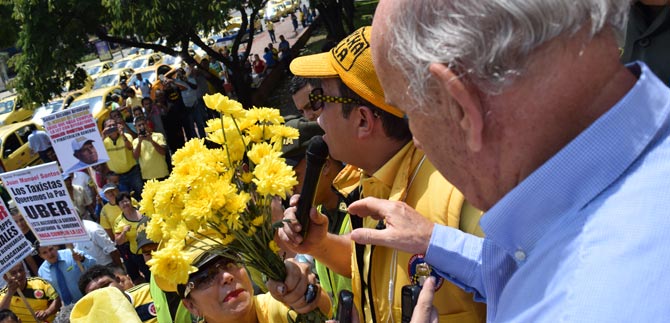 Todo lo que sea ilegal lo vamos a atacar: Armitage