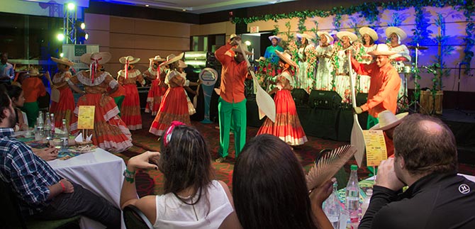 Expo-Petronio sigue su recorrido por diferentes hoteles de la ciudad